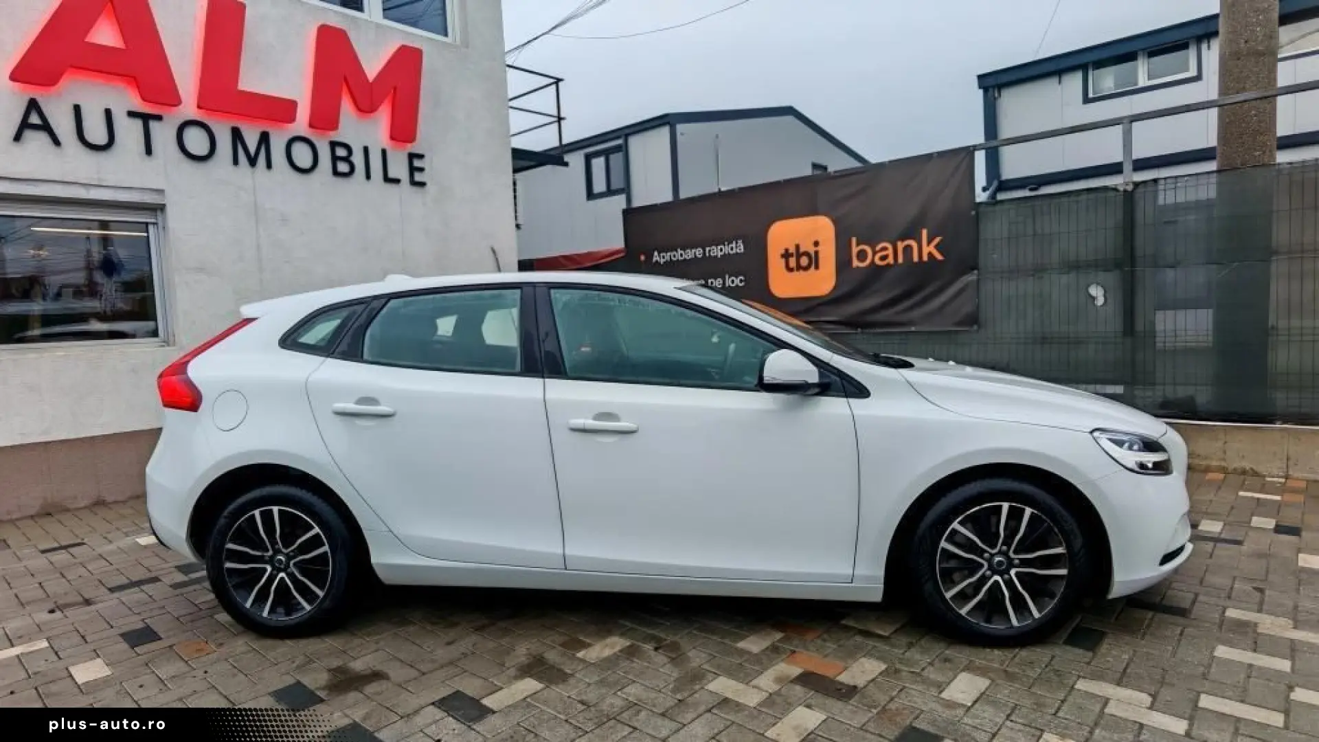 Volvo V40 2019 diesel, 9.950 € — imagine 6
