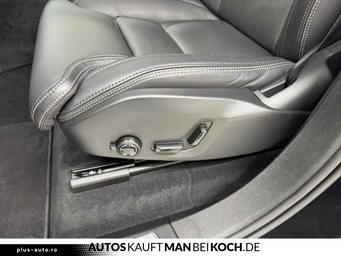 VOLVO XC90 T8 AWD UltraBright Massage AirSusp TowH B&W