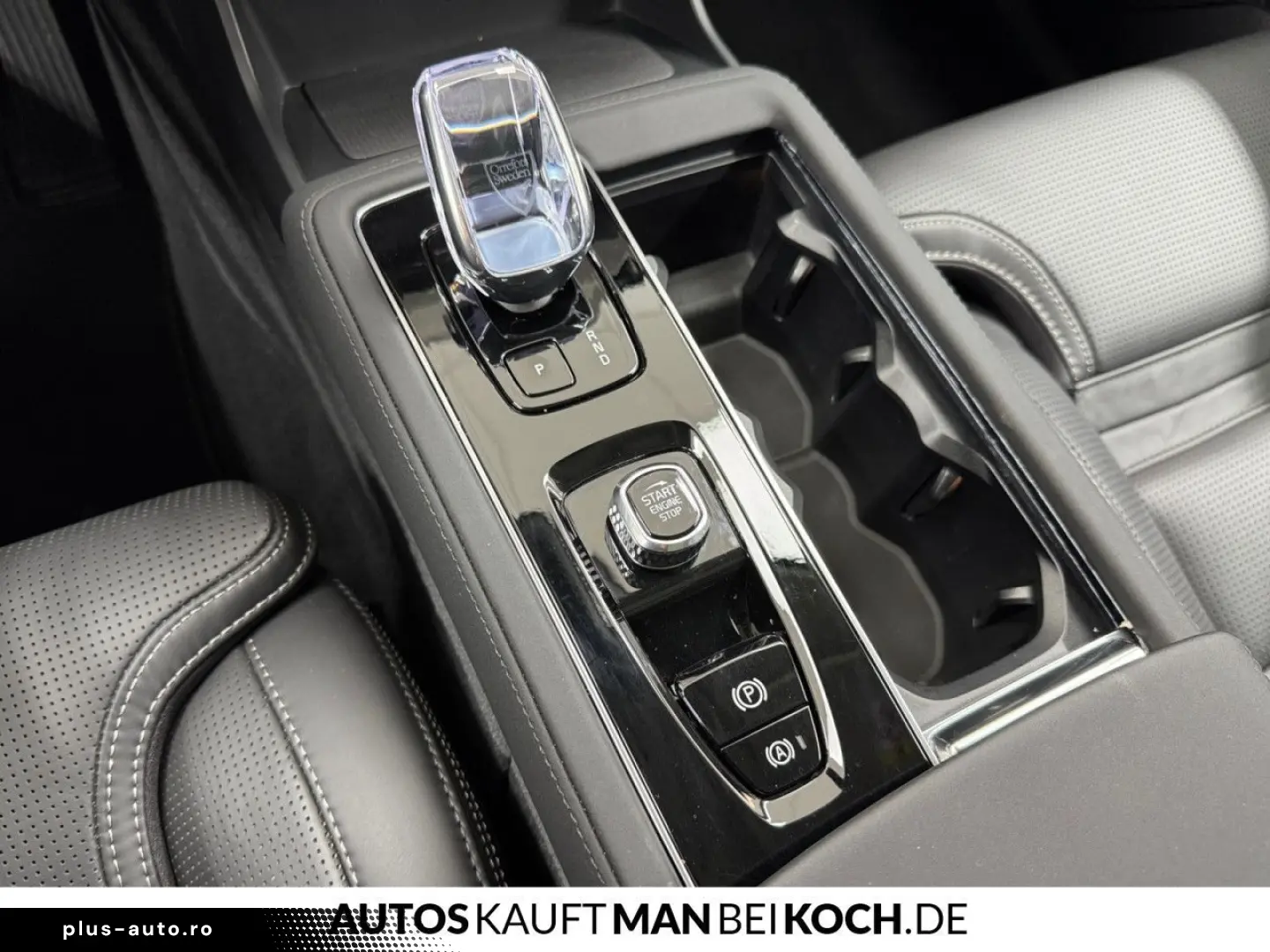 VOLVO XC90 T8 AWD UltraBright Massage AirSusp TowH B&W