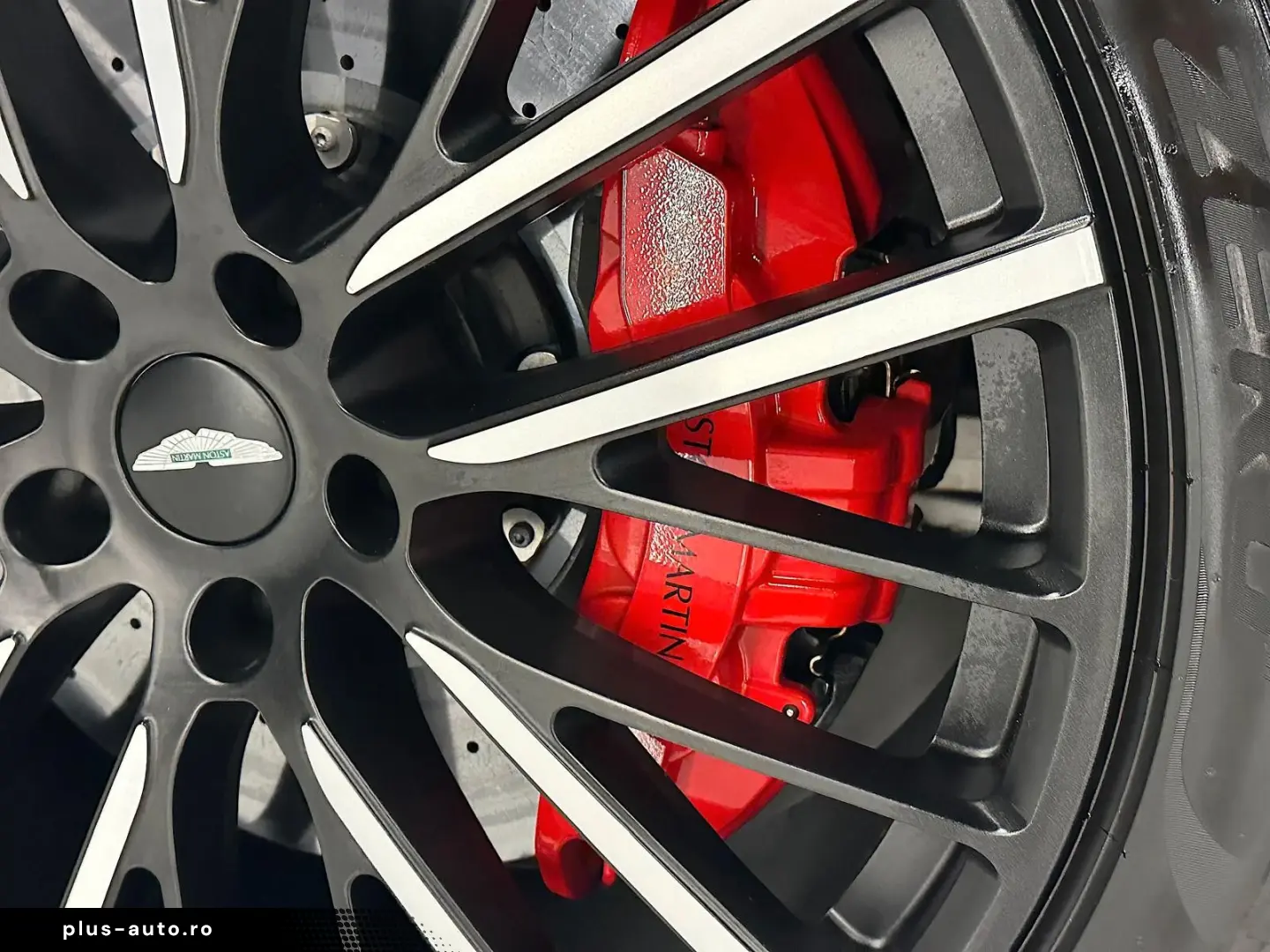 ASTON MARTIN DBX 707 MY 2024