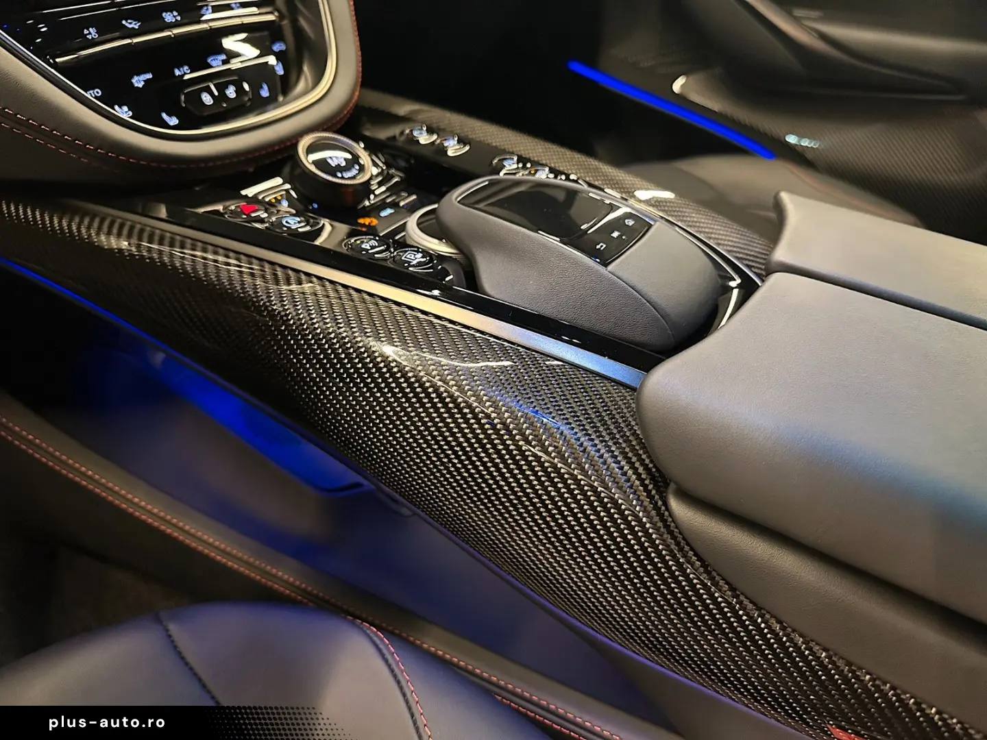 ASTON MARTIN DBX 707 MY 2024
