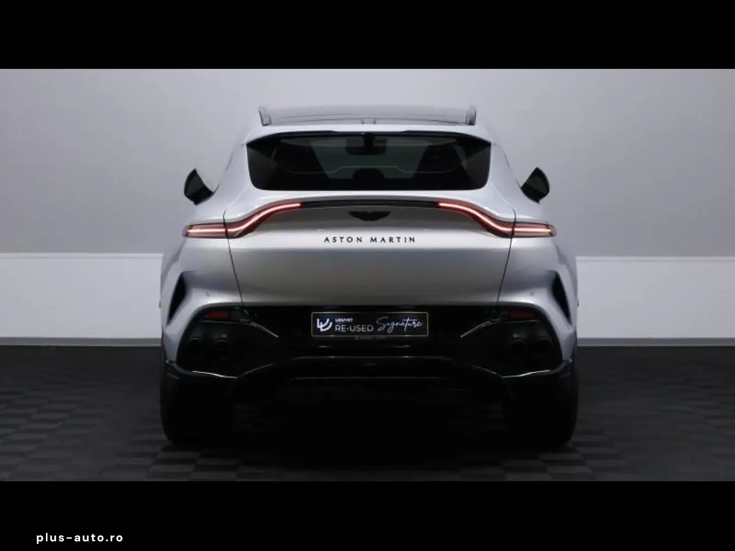 ASTON MARTIN DBX 707 V8  Lightning Silver