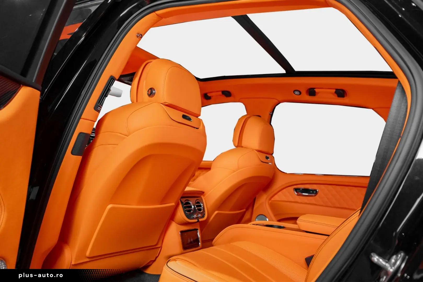 Bentley Bentayga 2024 benzină, 273.215 € — imagine 15