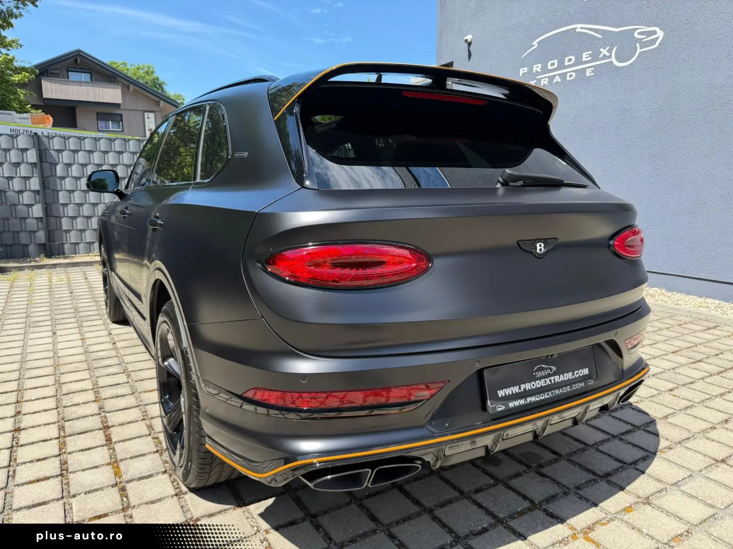 Bentley Bentayga 2025 benzină, 295.724 € — imagine 7