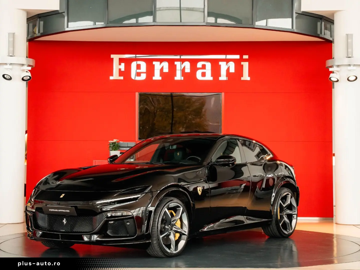 FERRARI Purosangue Panoramic Lift Surround View