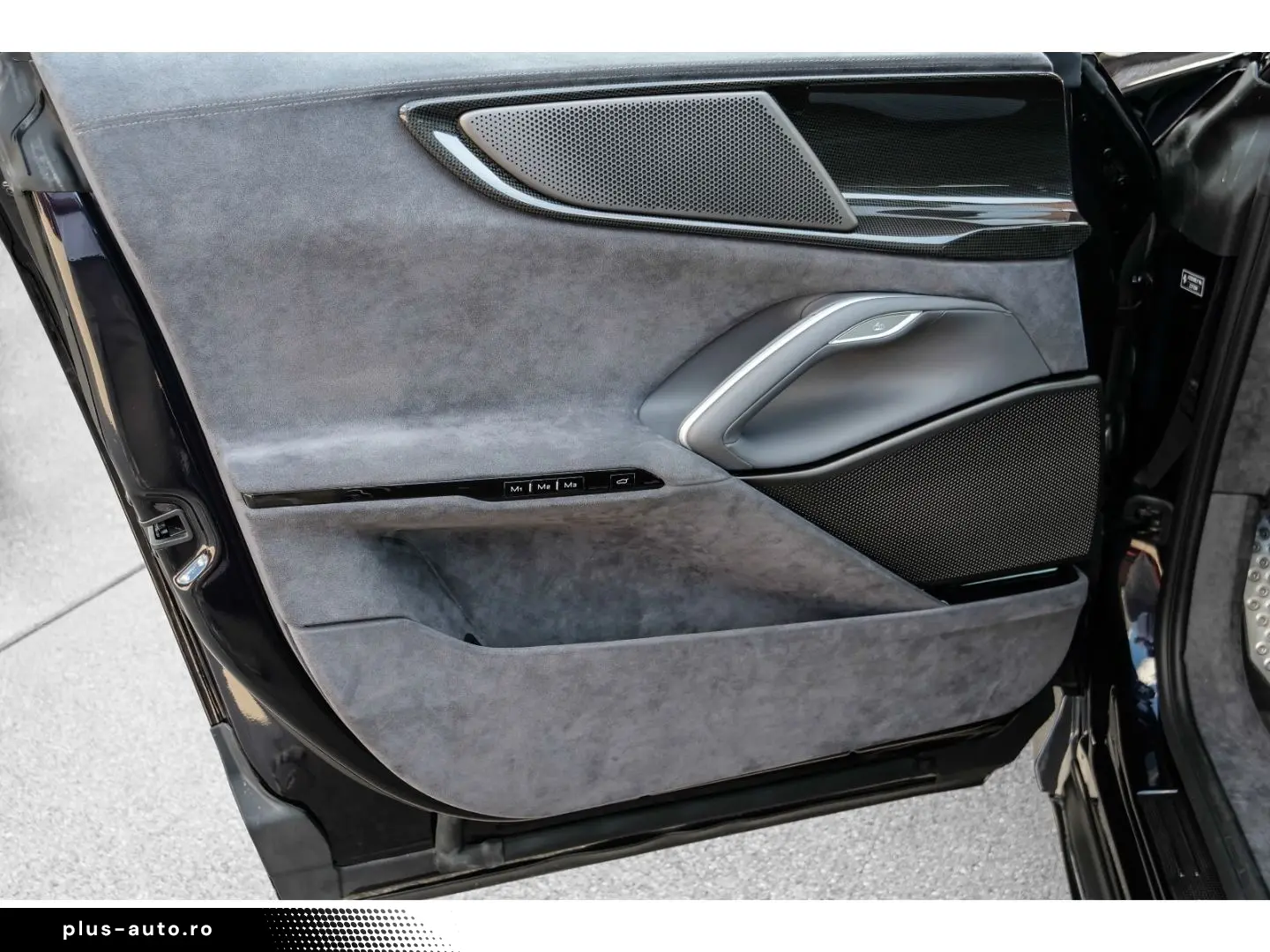 FERRARI Purosangue  Atelier Blue America Pano Massage