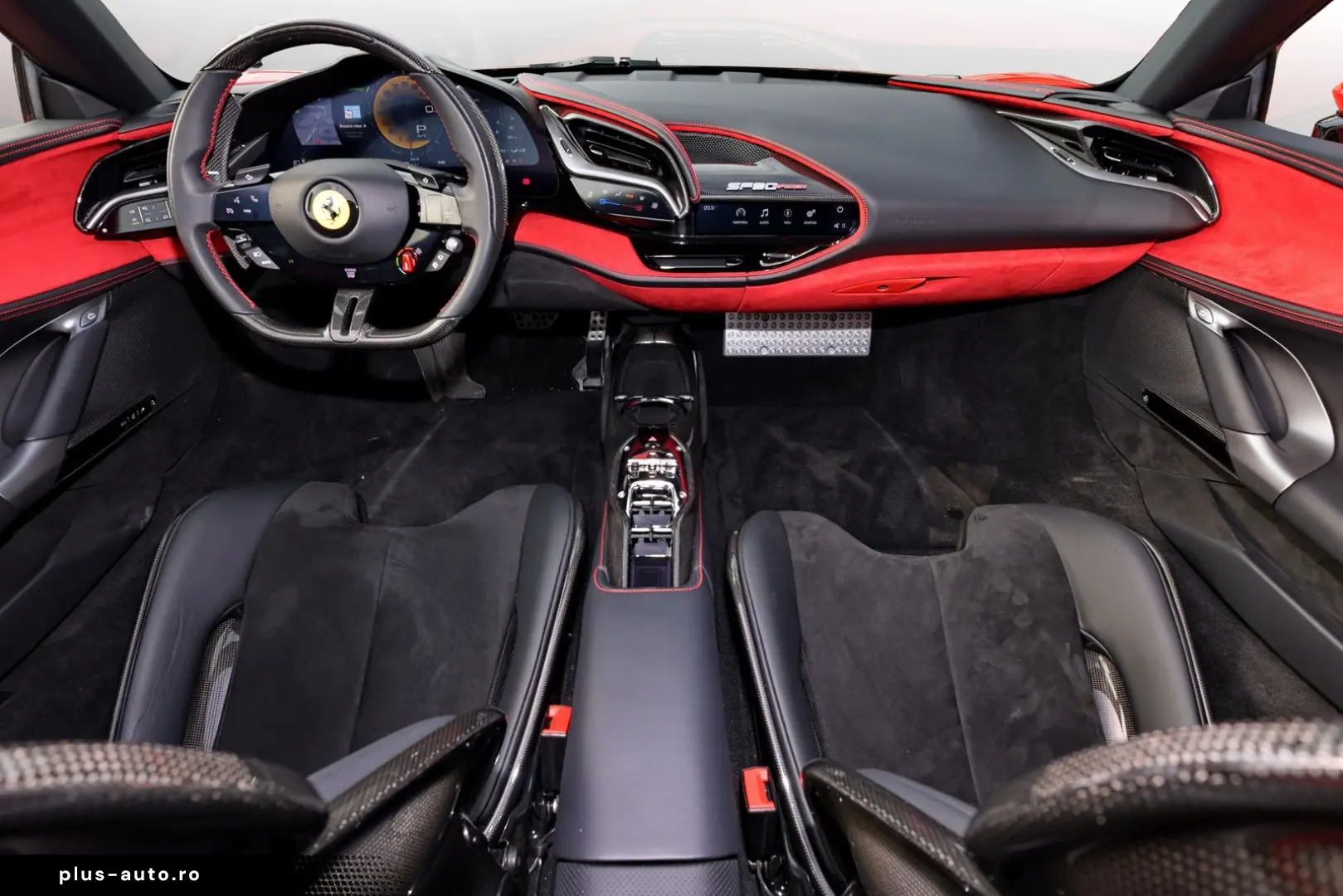 FERRARI SF 90 Spider
