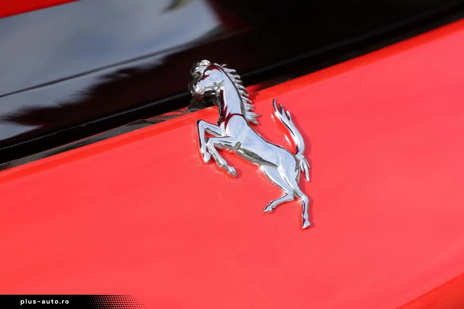 FERRARI SF 90 Spider