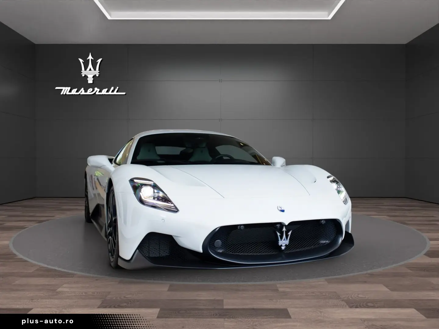 MASERATI MC20 Coupe