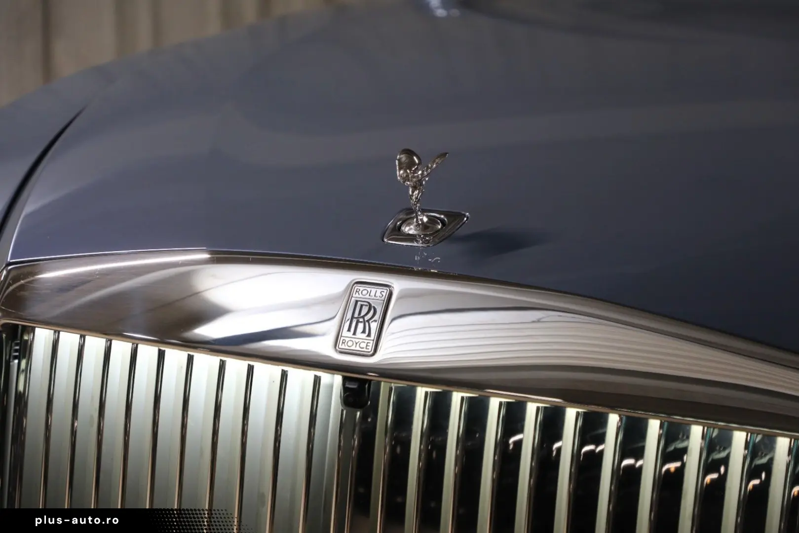 ROLLS ROYCE Spectre - Starlight Roofliner
