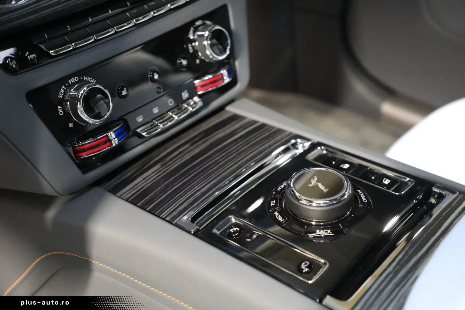 ROLLS ROYCE Spectre - Starlight Roofliner