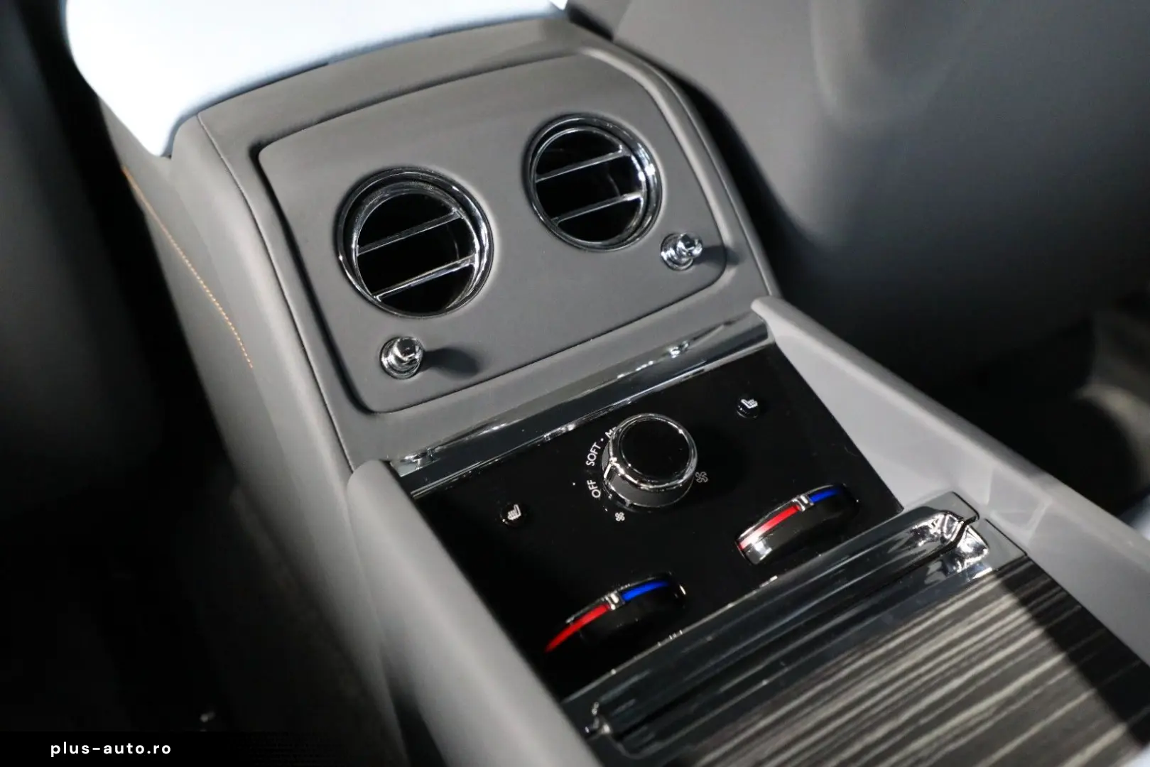 ROLLS ROYCE Spectre - Starlight Roofliner