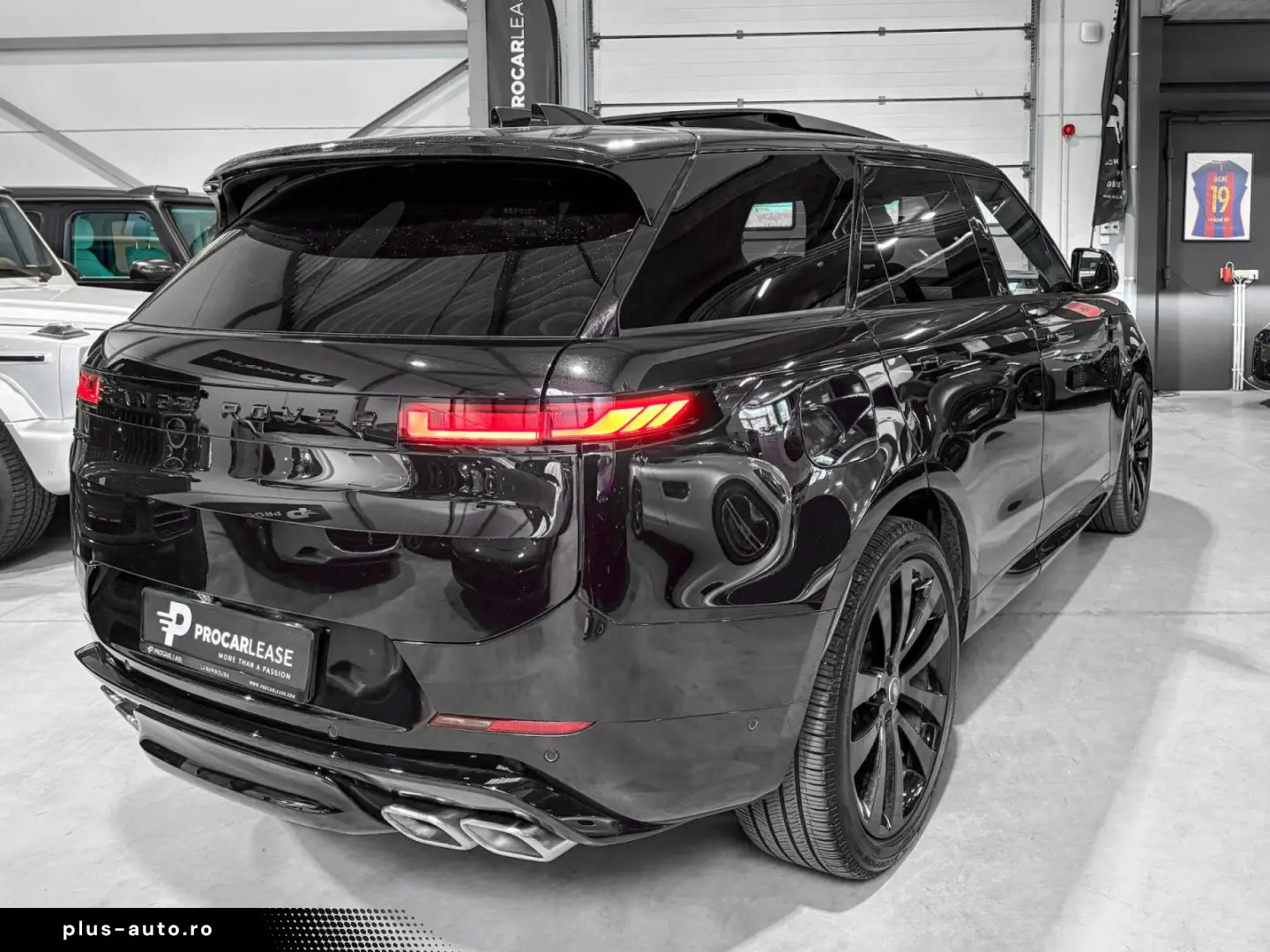 Land Rover Range Rover Sport 2025 benzină, 121.077 € — imagine 13