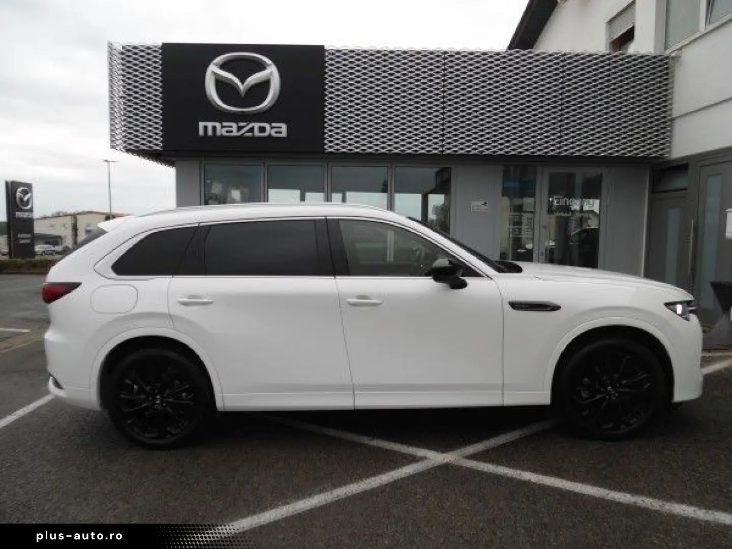 Mazda CX-80 2025 hibrid, 50.639 € — imagine 16