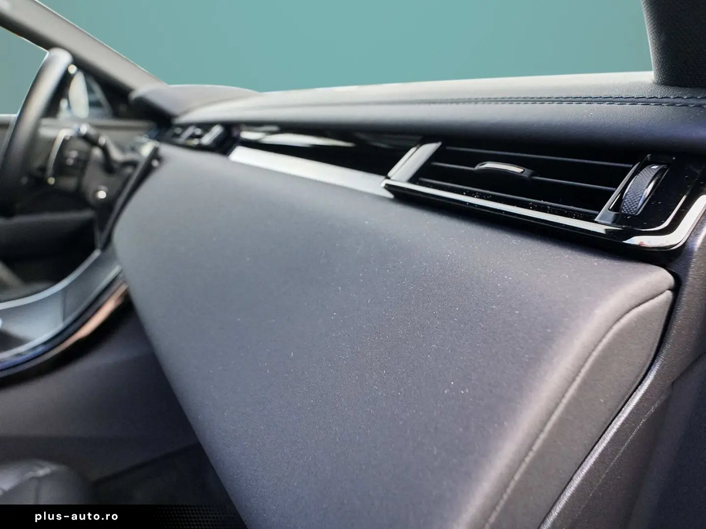 Land Rover Range Rover Velar 2025 diesel, 86.082 € — imagine 32