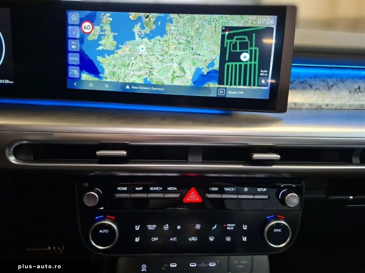 HYUNDAI IONIQ 9 110 kWh 4WD Performance UNIQ