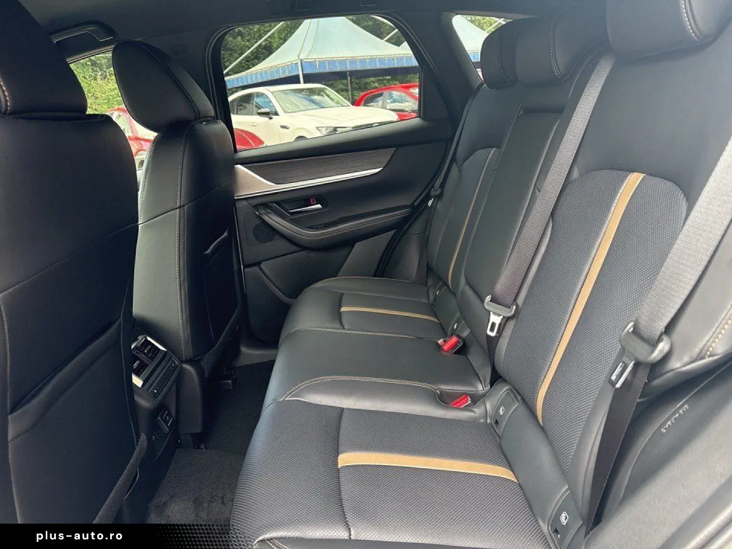 Mazda CX-60 2025 hibrid, 51.510 € — imagine 7
