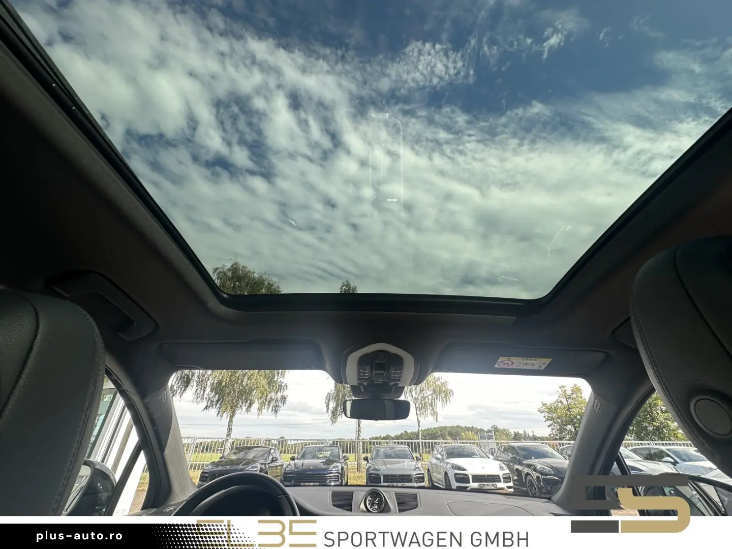 PORSCHE Macan S 21  BOSE SPORTABGAS LED PANO PASM APPLE