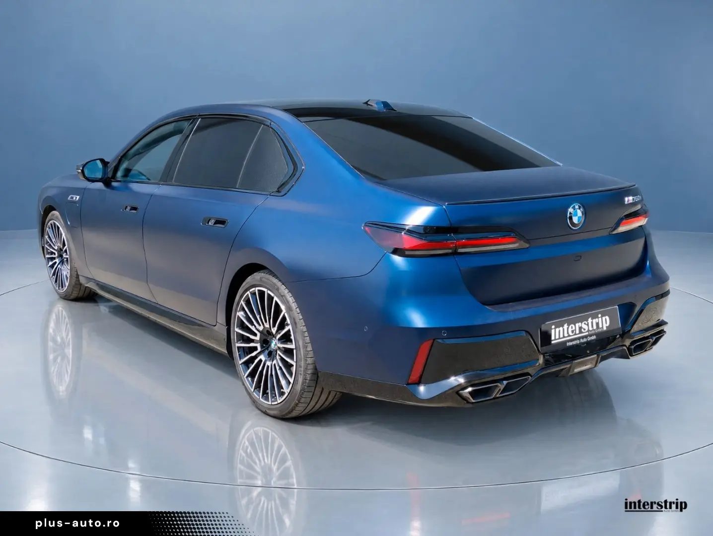 BMW M760e INDIVIDUAL.EXDRIVE.MASSAGE.FOND.B&W.AHK