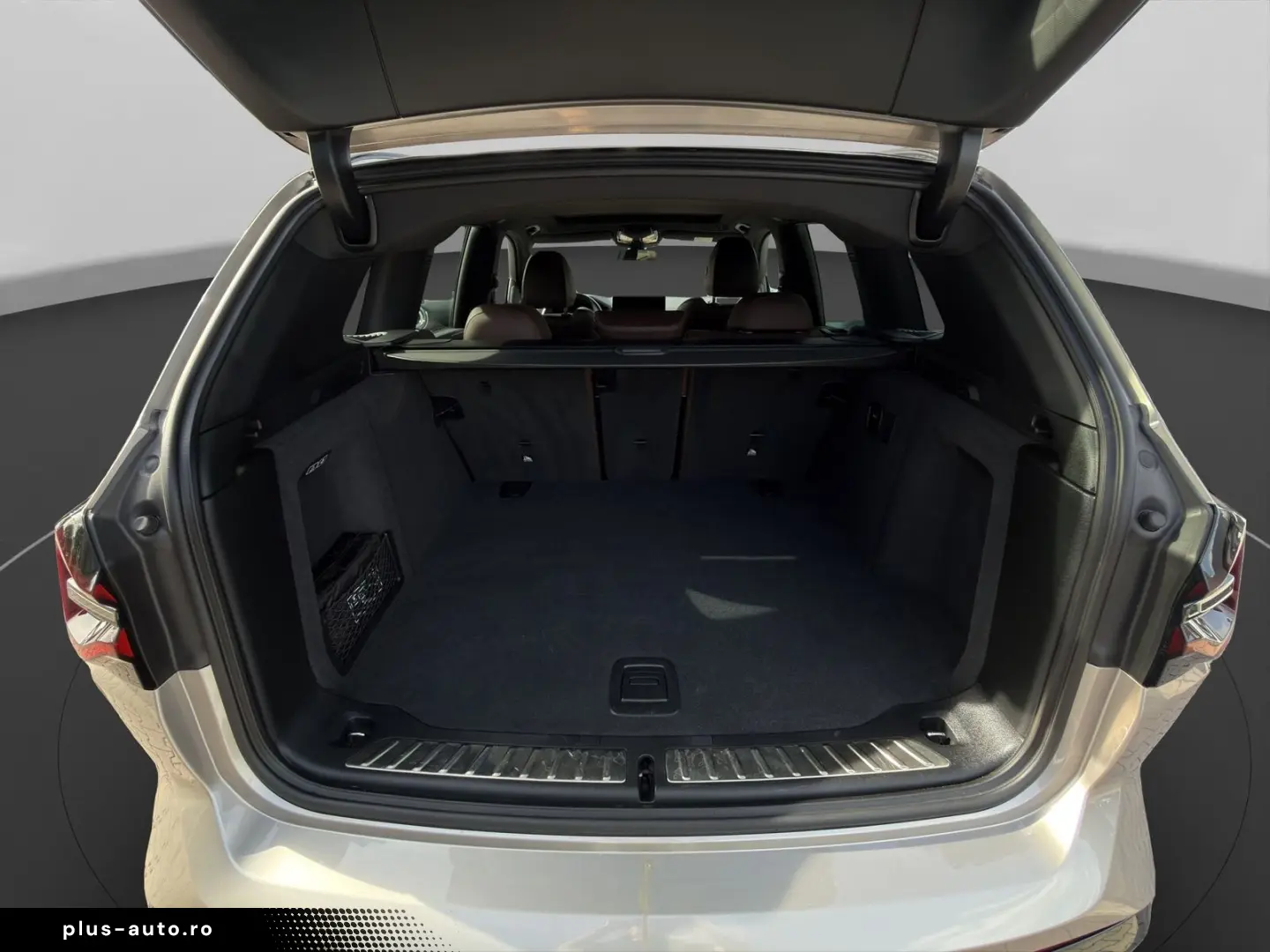 BMW iX3 M Aero Head-Up Harman Kardon Park Driveassis