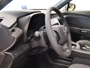 Lexus LBX HYBRID ACC Lane Assist Camera GARANTIE 10 ANI