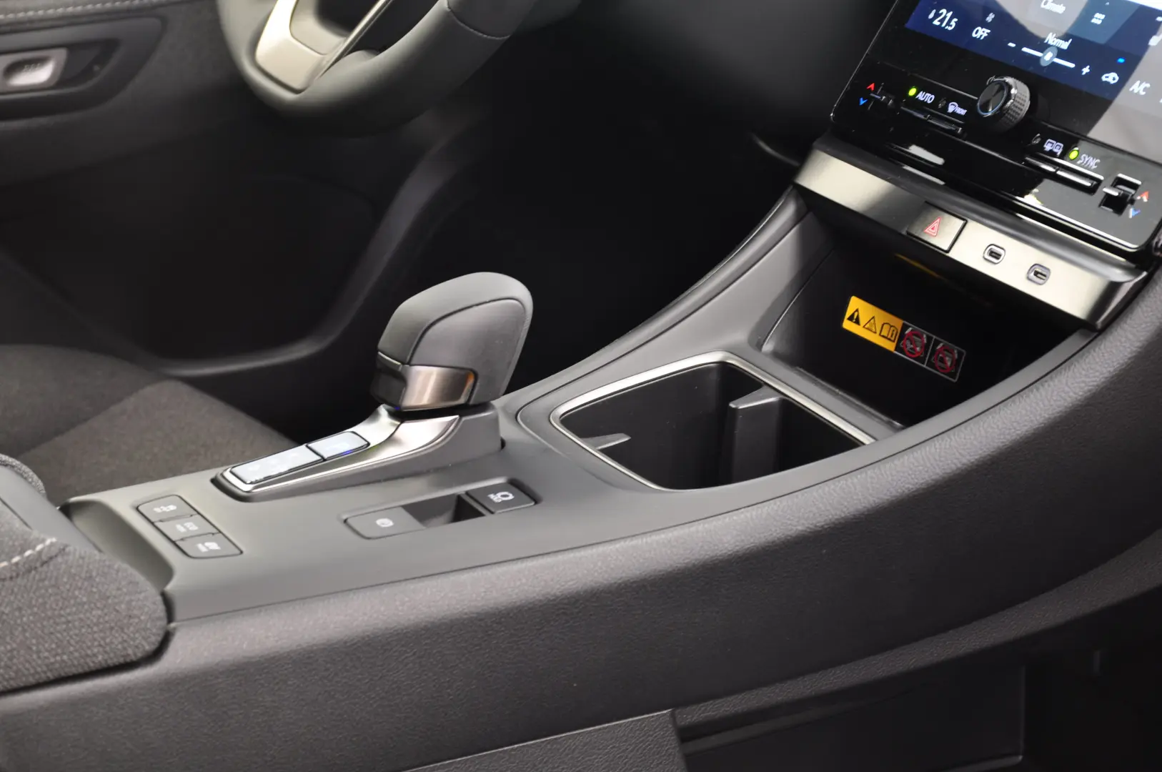 Lexus LBX HYBRID ACC Lane Assist Camera GARANTIE 10 ANI