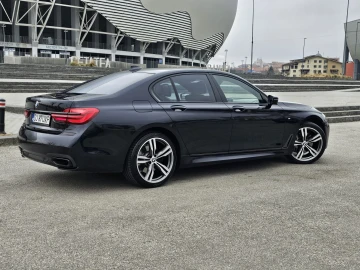 BMW 730