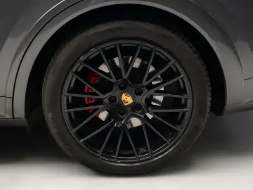 Porsche Cayenne Coupe GTS