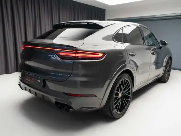 Porsche Cayenne Coupe GTS