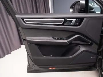 Porsche Cayenne Coupe GTS