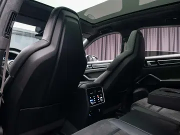 Porsche Cayenne Coupe GTS