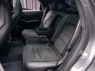 Porsche Cayenne Coupe GTS