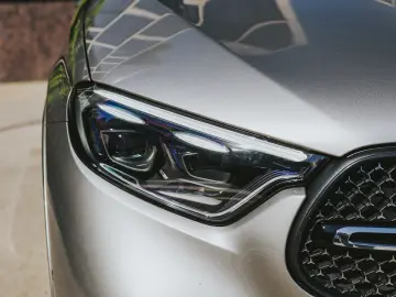 Mercedes Benz GLC 300e 4 Matic AMG Line