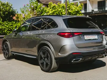 Mercedes Benz GLC 300e 4 Matic AMG Line