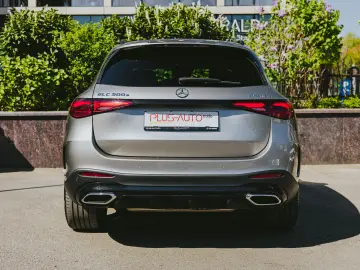 Mercedes Benz GLC 300e 4 Matic AMG Line