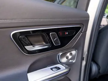 Mercedes Benz GLC 300e 4 Matic AMG Line